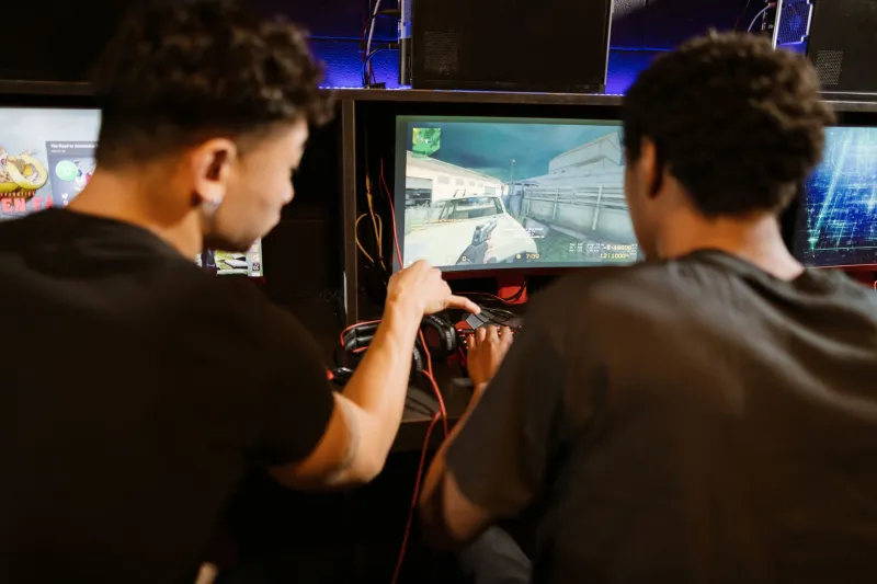 Close Enough to Hurt: The Hidden Reason Strong L2 Friendships Tear Guilds Apart